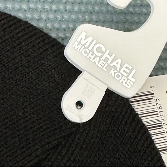 Michael Michael Kors Womens Knit Cuffed Winter Beanie Hat 539330C Black Multi OS - Picture 7 of 15